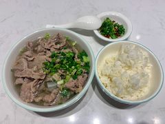 -犇逸·乐山跷脚牛肉·四川现炒(览海店)