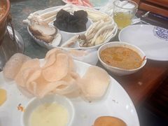 -楼外楼大刀肉传统火锅(西安大路店)