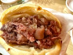 -闫家驴肉老店(华电一校店)