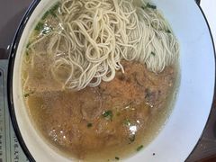 -百年老字号·观振兴蟹黄面·三虾面·苏式面(观前街富仁坊巷店)