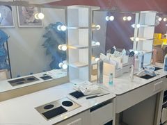-HIMO海马体照相馆(上海华润CP静安店)