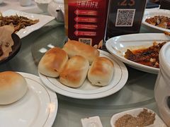 烤银丝卷-丰泽园饭店