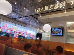 -黄记煌三汁焖锅(新佳丽江汉路店)