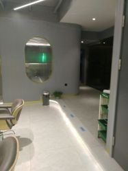 -PE SALON