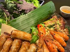 -大头虾越式风味餐厅(光明广场店)