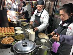 -清真老马家国华牛奶鸡蛋醪糟(正宁路店)