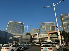 -百年港湾奥特莱斯(香炉礁店)