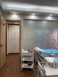 -成都苗方清颜专业祛痘