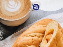 -瑞幸咖啡(纽宾凯酒店新华路店)