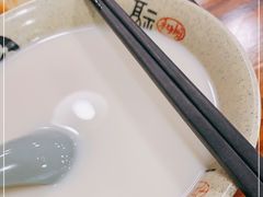 -禾诗夜市大饼油条(松江店)