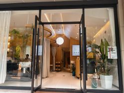 -愉己冥想·护发专门店
