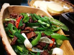 -老滇山寨•云南特色菜•地方菜•民族风情歌舞表演(金碧店)