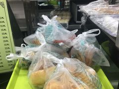 -护国寺小吃店(红莲南路店)