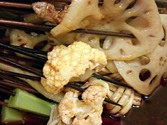 -拈签一笑黄牛肉辣卤串串