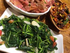 番茄炒小米菜-老滇山寨•云南特色菜•地方菜•民族风情歌舞表演(金碧店)