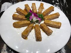 糖酥荔浦芋头-小厨旺鱼庄(黑金冠店)