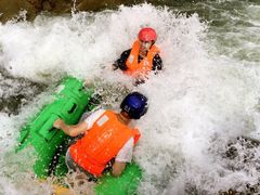 -雅鲁激流探险漂流