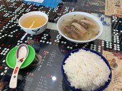 -七爷清汤腩·港式茶餐厅(世博店)