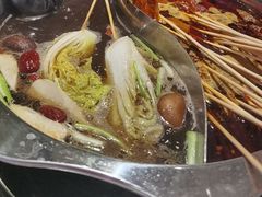 -佰人王串串香火锅(洋珠巷店)