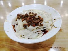 素椒杂酱刀削面-华兴街自力面店