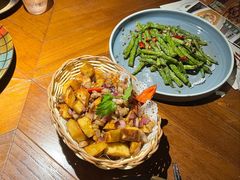 馕炒肉-楼兰新疆主题餐厅(苏州中心店)