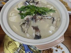 -芦茨金富饭庄·25年老字号·专做稻草鸡