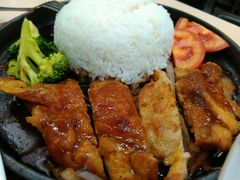 -佰搭果·广式茶餐厅(西华路店)