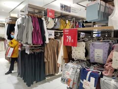 -优衣库(北京万柳华联购物中心店)