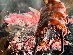 -黄记四更烤乳猪店