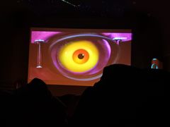 -涨巢·潮玩水疗局