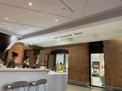 -潮一不贰·法式甜品·生日蛋糕·西式简餐(外滩店)