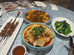 -巴扎美食·新疆菜·西域歌舞表演餐厅(新疆大厦店)