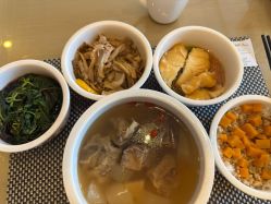 -巍阁高端月子会所