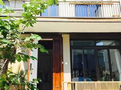 -田园东方蜜桃村的田野营地