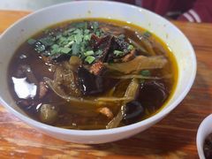 -越洋肖氏老米线(杨家坪店)