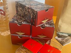 榄仁萨其马-白天鹅宾馆·美食屋