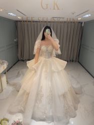 点击看大图 -GRACE KELLY婚纱与礼服(北京店)