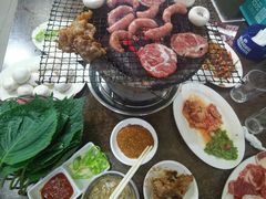 -韩风烤牛肉冷面店