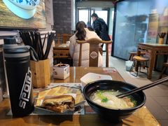 -元志初腊汁肉夹馍(钟楼粉巷店)