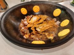 -小火炕铁锅炖鱼