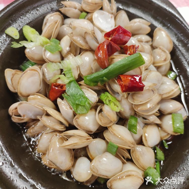 今日打卡美食小馆子——破村砂锅焗海鲜