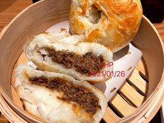 鸡枞鲜肉破酥包-云海肴云南菜(正大广场店)