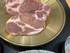 -臻牛烤肉