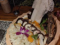 -老牌坊云南鱼豆花火锅(哈西万达店)