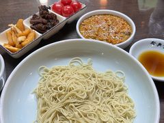 -裕兴记•蟹黄面馆(人民广场店)