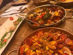 -SISTERS BAR RESTAURANT川意酒馆(嘉善老市H楼店)