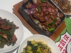 -鑫小城故事·藕汤·家常菜(台北一路总店)