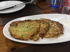 西葫芦饼配酸奶-TUK土耳其餐厅·下午茶(卢湾店)