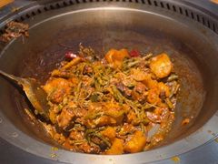 -山河屯铁锅炖(哈西站店)