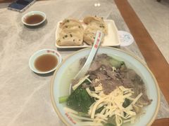 -小姜锅贴(凤凰街店)
